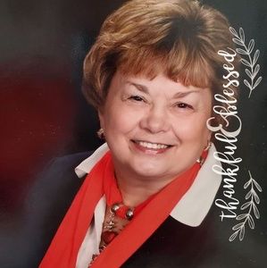 Meet your Posher, Nina